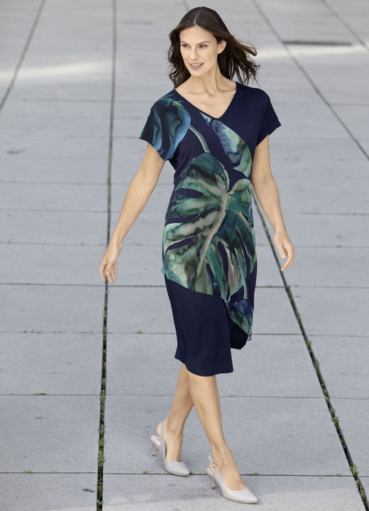 Sommerkleider - Kleid mit Chiffon-Besatz, in Größe 036 bis 052, in Farbe MARINE-GRÜN-BUNT